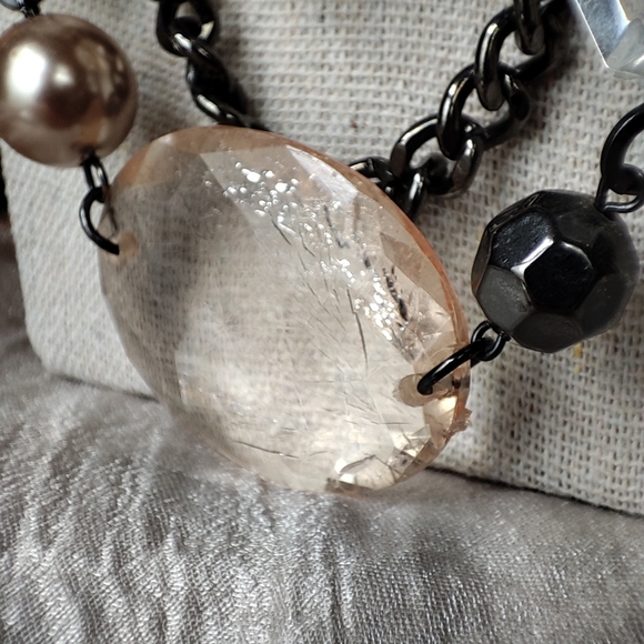 NY Co Ribbon Lucite Bauble Oversized Statement Necklace Faux Pearls Gunmetal - Picture 11 of 15